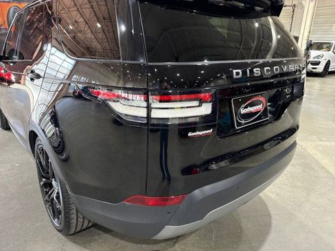 Used 2018 Land Rover Discovery SE image 41
