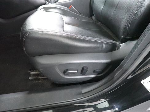 Used 2020 Nissan Rogue SL w/ Premium Package image 11