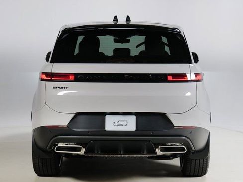 New 2026 Land Rover Range Rover Sport SE AWD/4WD image 7