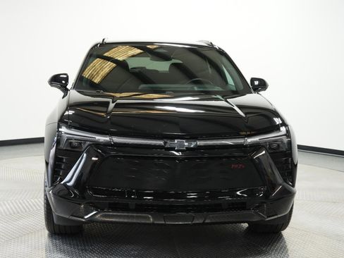 Used 2025 Chevrolet Blazer EV RS AWD/4WD image 2