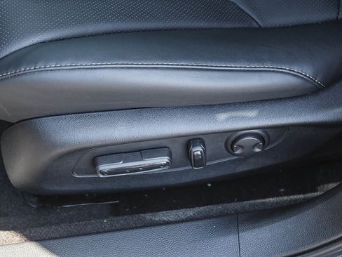 Certified 2025 Honda Accord Touring image 22