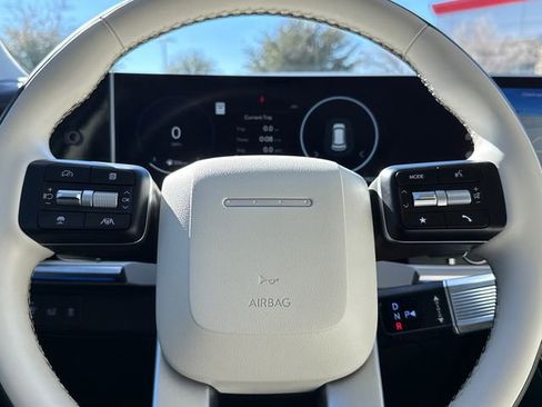 Used 2024 Hyundai Santa Fe Calligraphy image 30