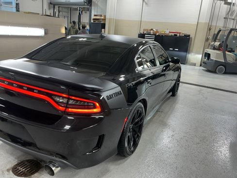 Used 2023 Dodge Charger Scat Pack w/ Daytona Edition Group image 4