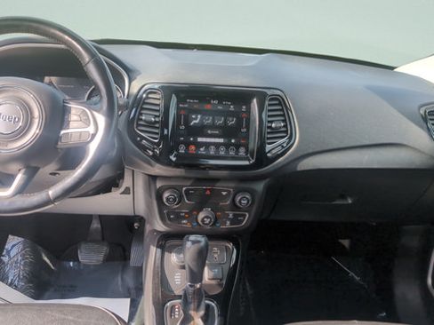 Used 2020 Jeep Compass Limited AWD/4WD image 24