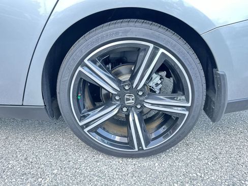 Used 2023 Honda Accord Sport image 12