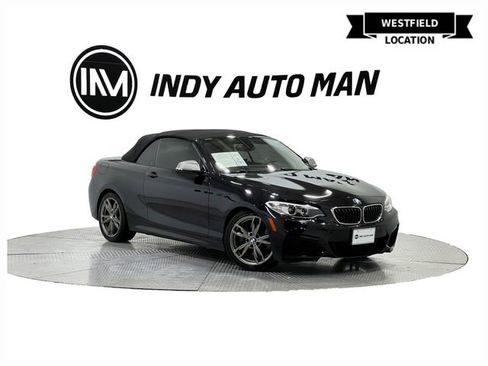 Used 2016 BMW M235i Convertible image 1