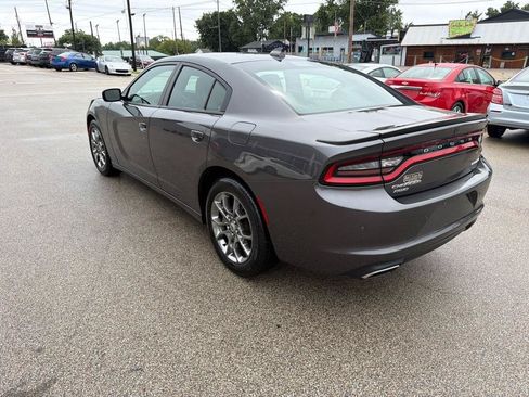 Used 2017 Dodge Charger SXT w/ AWD Plus Group image 7