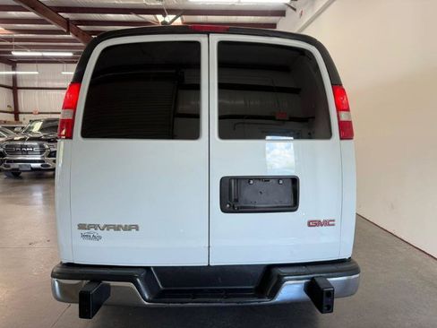 Used 2019 GMC Savana 2500 w/ Driver Convenience Package RWD image 9