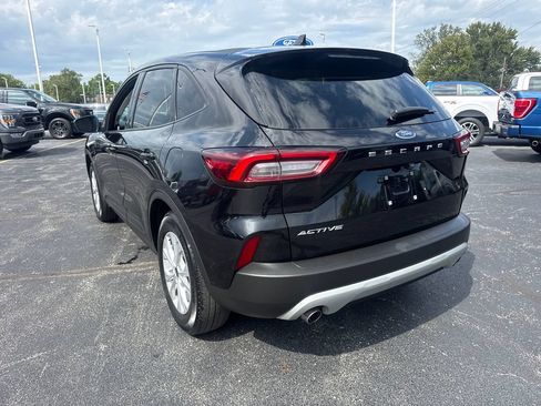 Used 2025 Ford Escape Active FWD image 9
