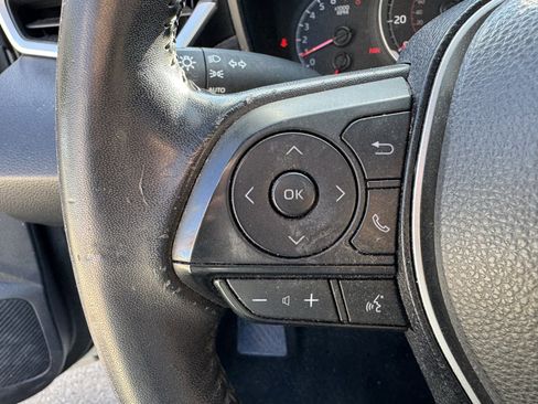 Used 2020 Toyota Corolla SE image 21