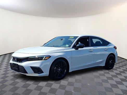 Used 2022 Honda Civic Sport image 3