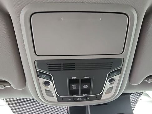 Used 2023 Honda Ridgeline RTL-E image 22