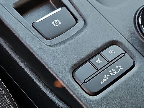 Certified 2024 Ford Ranger XLT w/ FX4 Off-Road Package image 22