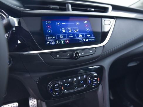 Used 2023 Buick Encore GX Select w/ Sport Touring Package image 22