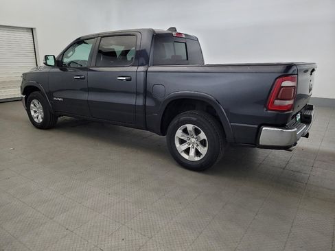 Used 2019 RAM 1500 Laramie AWD/4WD image 3