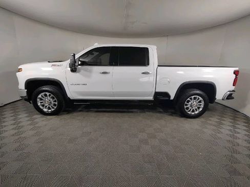 Used 2024 Chevrolet Silverado 2500 LTZ w/ LTZ Plus Package image 4