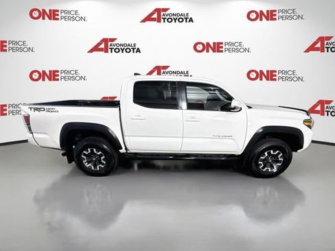 Certified 2022 Toyota Tacoma TRD Off-Road w/ Technology Package RWD image 9