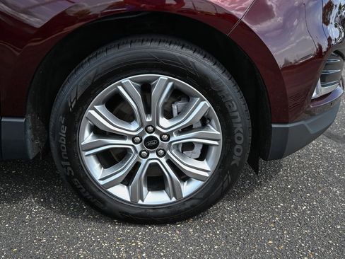 Used 2024 Ford Edge Titanium w/ Class II Trailer Tow Package AWD/4WD image 15