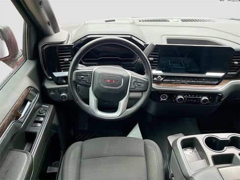 Used 2022 GMC Sierra 1500 Elevation image 23