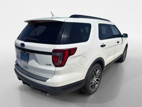Used 2019 Ford Explorer Sport AWD/4WD image 5