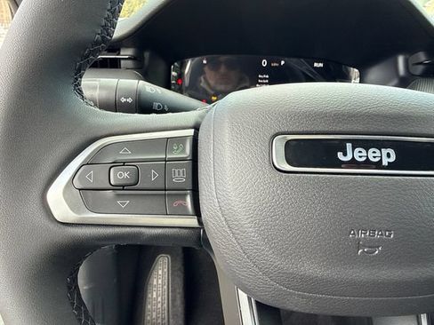 New 2026 Jeep Compass Limited w/ Sun, Sound & Navigation Group AWD/4WD image 29