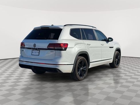 Used 2023 Volkswagen Atlas SEL R-Line image 7