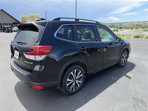 Used 2019 Subaru Forester Limited w/ Popular Package #3 AWD/4WD image 7