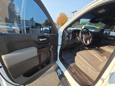Used 2020 GMC Sierra 1500 SLT w/ SLT Premium Plus Package AWD/4WD image 19