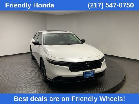 New 2025 Honda Accord SE image 1