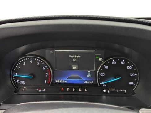 Used 2023 Ford Explorer XLT w/ Equipment Group 202A image 5