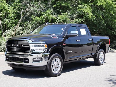 Used 2022 RAM 3500 Laramie AWD/4WD image 5