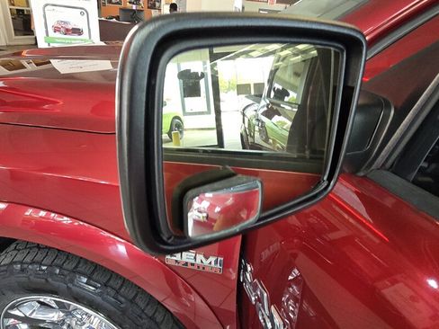 Used 2015 RAM 1500 Laramie w/ Convenience Group AWD/4WD image 20