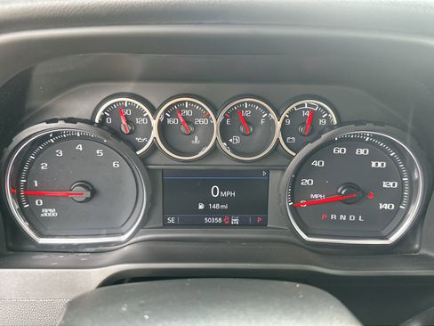 Used 2022 Chevrolet Silverado 2500 LT w/ Convenience Package image 23