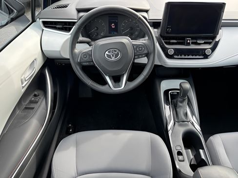 Used 2023 Toyota Corolla SE image 13