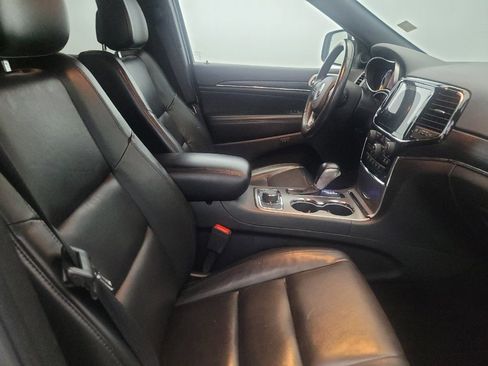 Used 2019 Jeep Grand Cherokee Limited AWD/4WD image 21