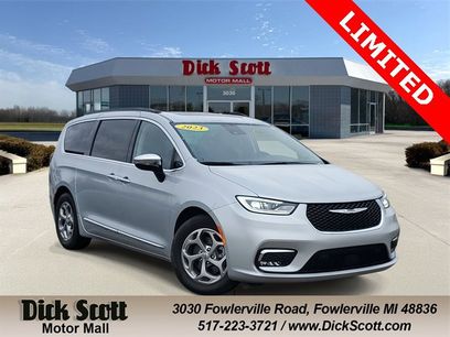 Certified 2023 Chrysler Pacifica Limited