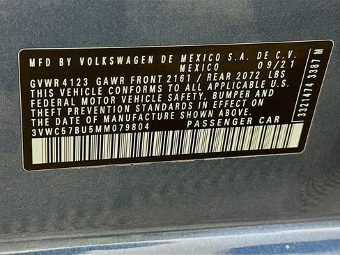 Used 2021 Volkswagen Jetta SE w/ SE Cold Weather Package image 12