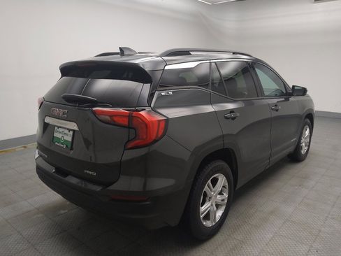 Used 2020 GMC Terrain SLE w/ Driver Convenience Package image 9