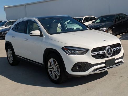 Used 2022 Mercedes-Benz GLA 250 4MATIC image 3