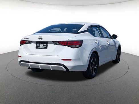 Used 2025 Nissan Sentra SV FWD image 5