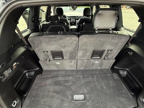 Used 2022 Jeep Grand Cherokee L Laredo image 24