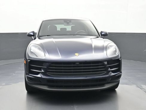 Certified 2021 Porsche Macan AWD/4WD image 23