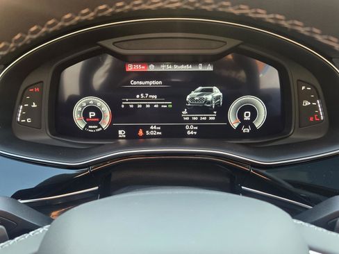 New 2026 Audi Q8 Premium Plus w/ Premium Plus Package image 32