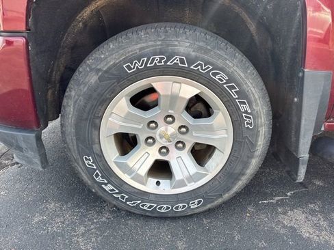 Used 2017 Chevrolet Silverado 1500 LT w/ All Star Edition image 4