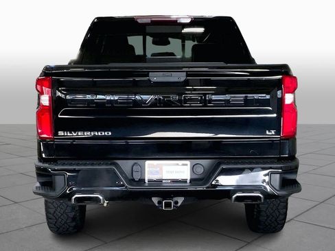 Used 2021 Chevrolet Silverado 1500 LT Trail Boss w/ Convenience Package II image 5