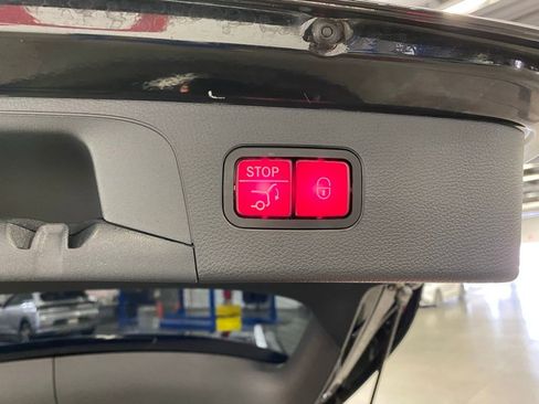 Used 2019 Mercedes-Benz GLC 43 AMG 4MATIC image 23