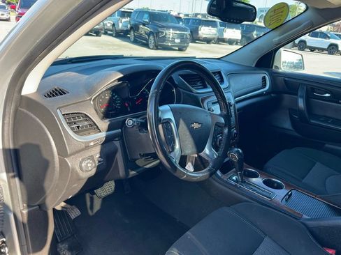 Used 2014 Chevrolet Traverse LT AWD/4WD image 20