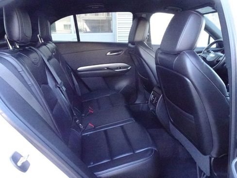 Used 2019 Cadillac XT4 Premium Luxury w/ Technology Package image 12