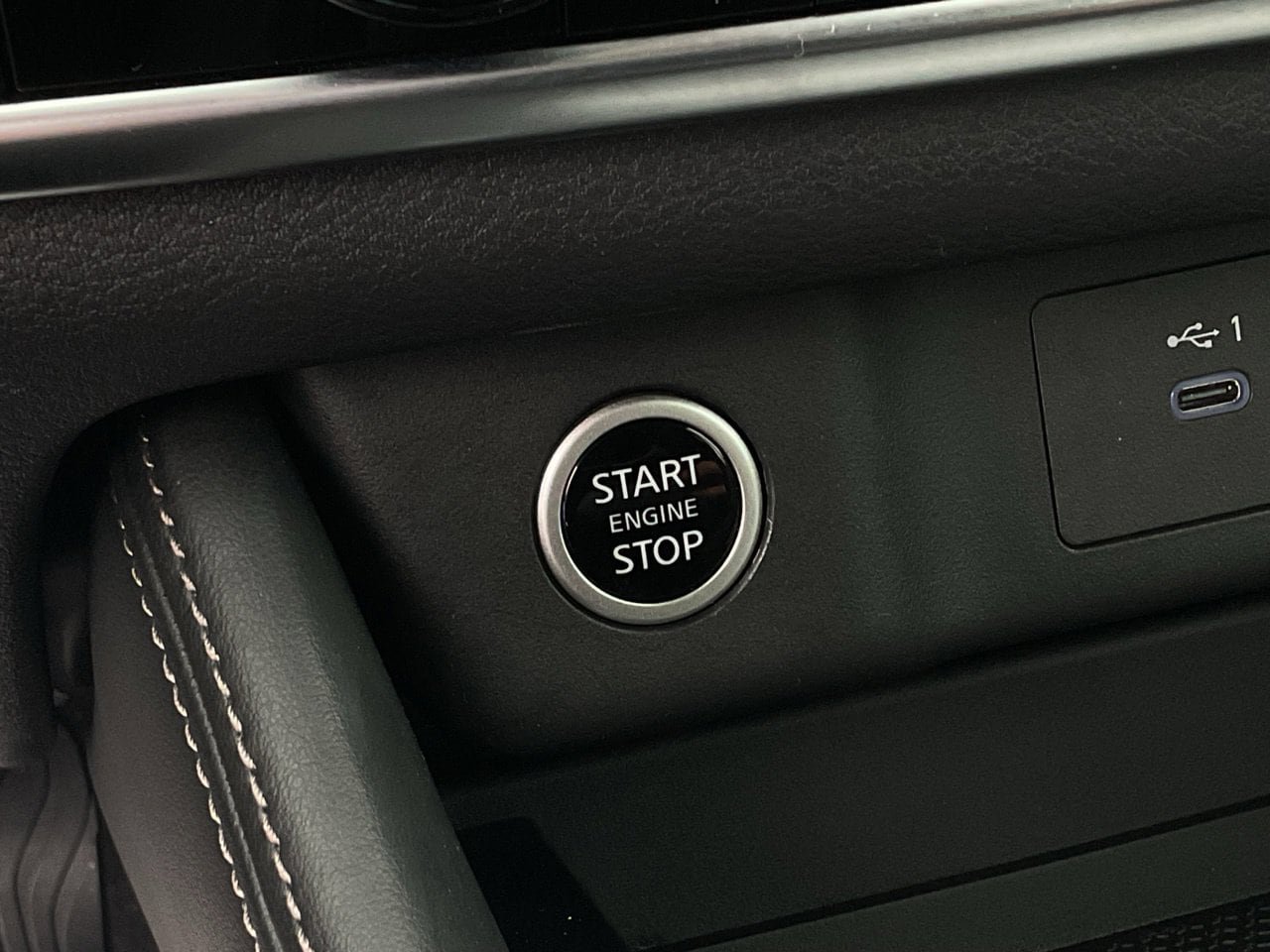 Used 2023 Nissan Rogue SL w/ SL Premium Package FWD image 30