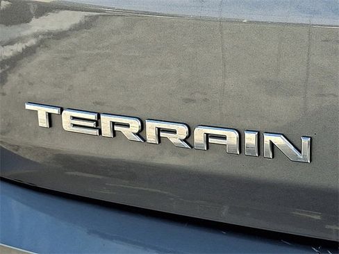 Used 2020 GMC Terrain SLE w/ Driver Convenience Package image 32